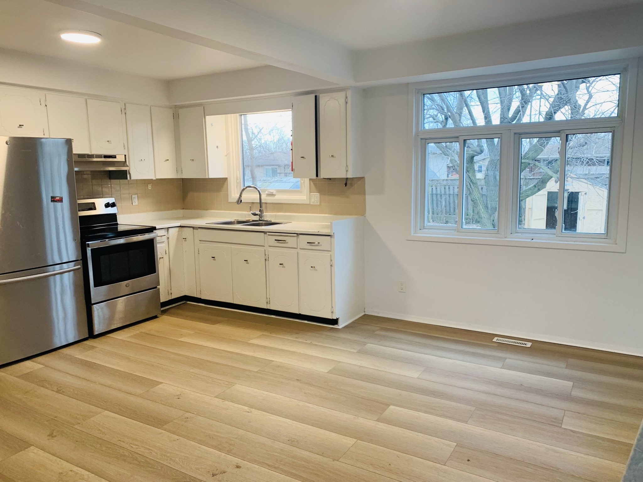 41 Macoomb Drive - Main
