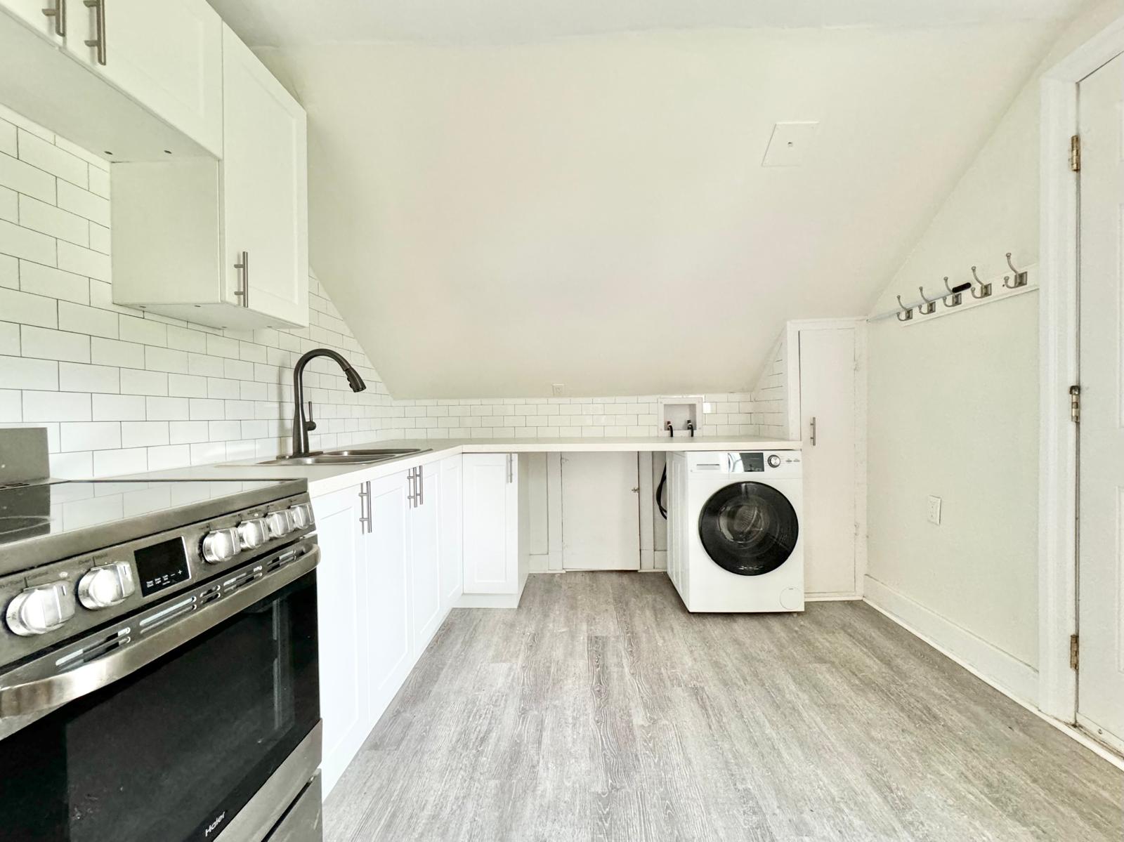 232 Grantham Avenue - Upper, St. Catharines, ON L2M 4Y7 — photo 3