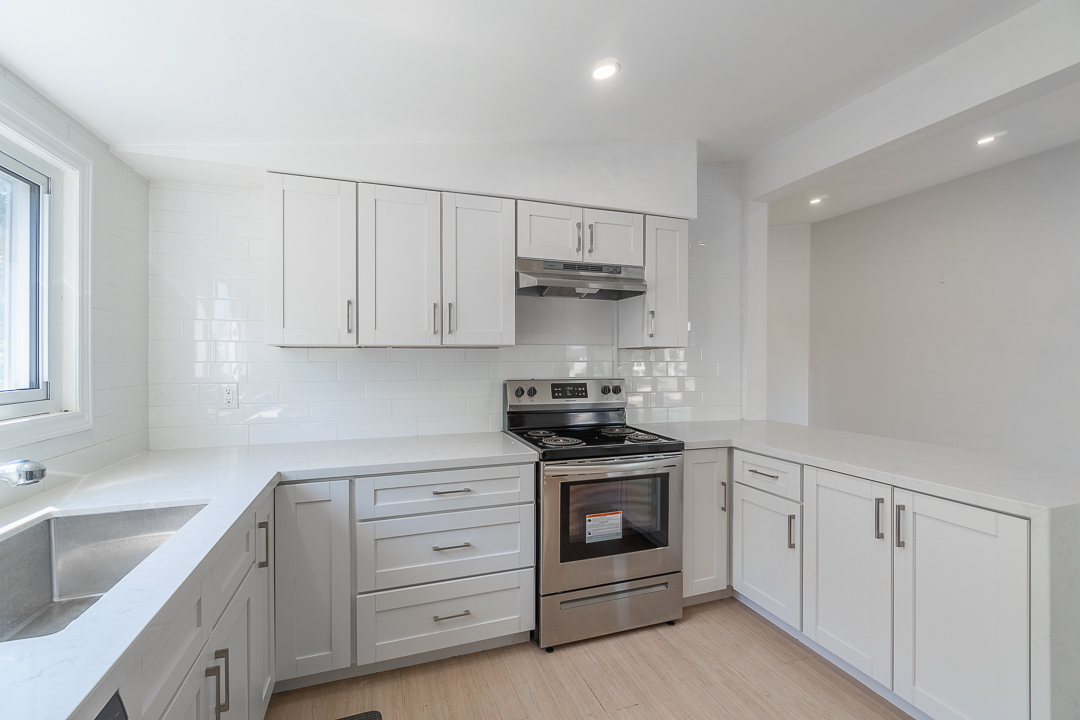 20 Blackthorne Avenue - Main