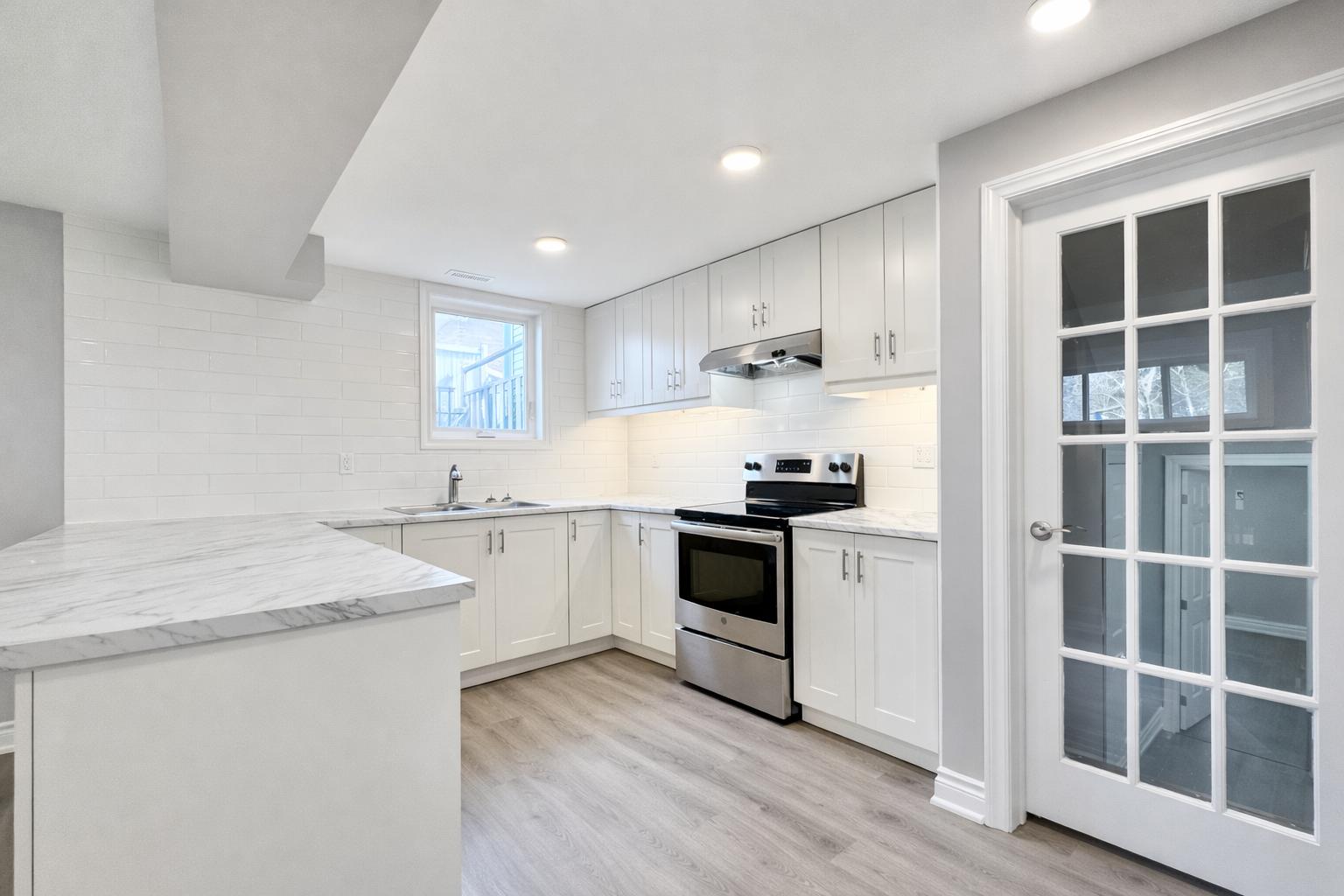 5 Regent Drive - Lower